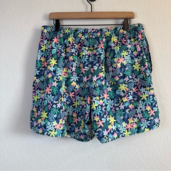 Chubbies The Bloomerangs Classic Floral Tropical Swim Trunks Shorts Size XL 5.5” - Picture 7 of 12